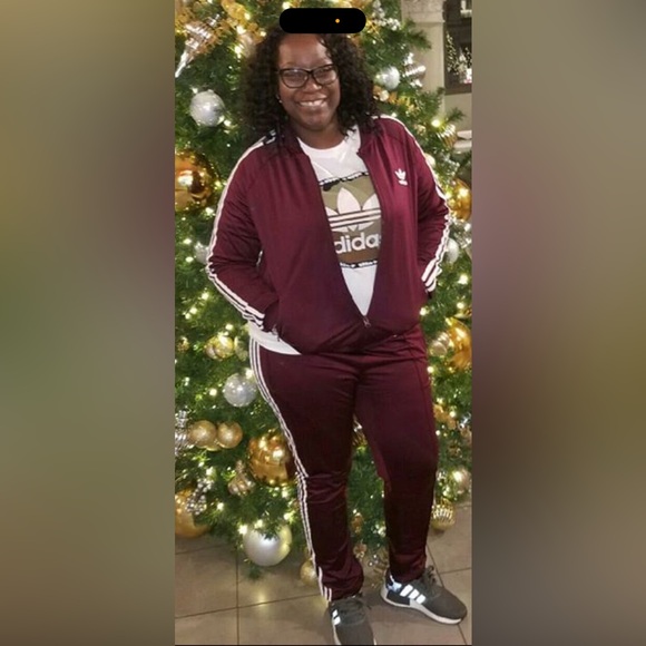 Meet your Posher, Kay - Picture 3 of 5